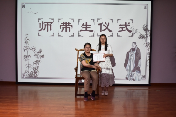 ����Ӣ �˻���.jpg