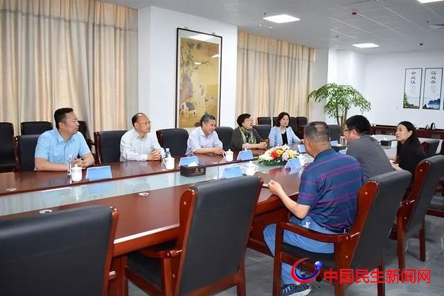 2047af6fefefba37f2c4da500111aae4_1126116256-0 2047af6fefefba37f2c4da500111aae4_1126116256-0.jpg